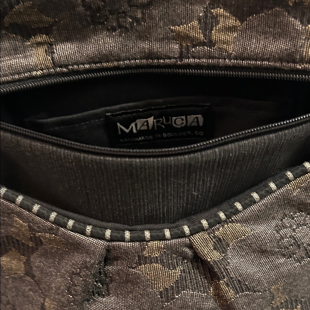 Maruca Shoulder/Crossbody Bag with Coin/Card Case - Picture 6 of 13